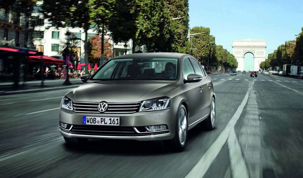 Волксваген Пассат 2011