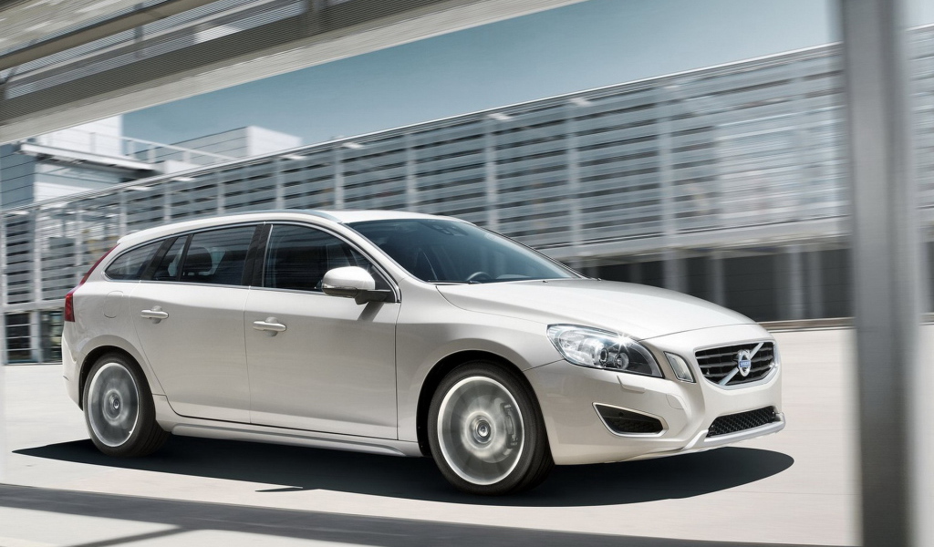 Вольво В60
