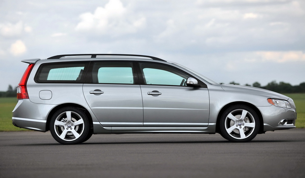 Volvo V70 R-design