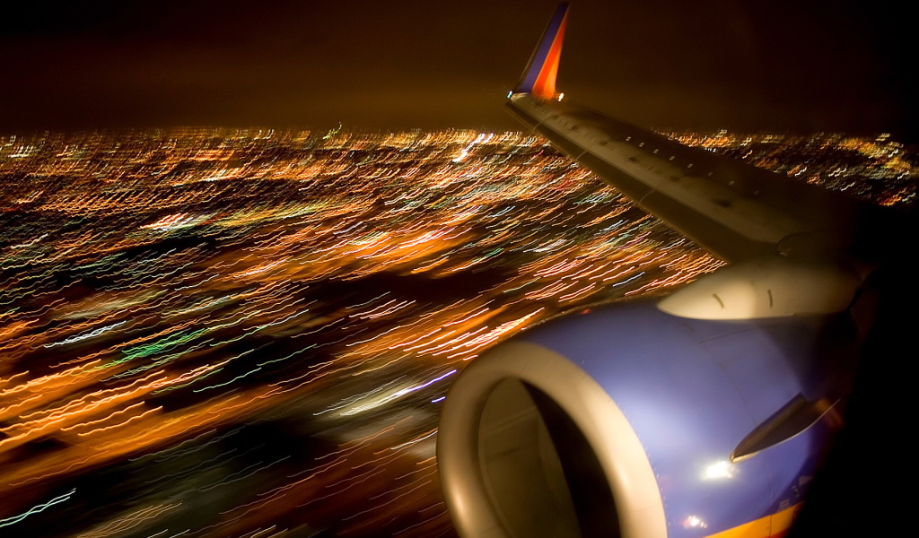 Двигатель самолета