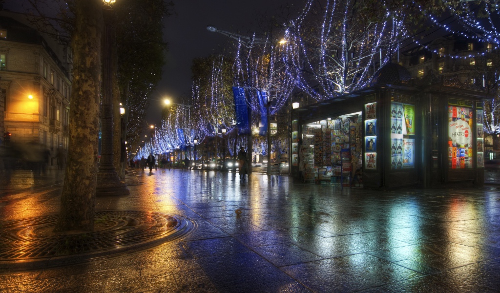 Праздничная улица