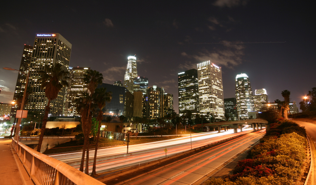 Ночной мегаполис