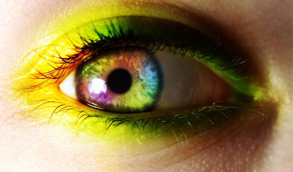 Желтый глаз