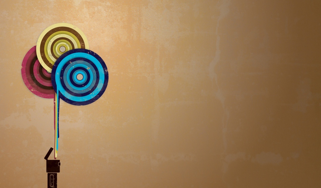 Ребенок с воздушными шариками