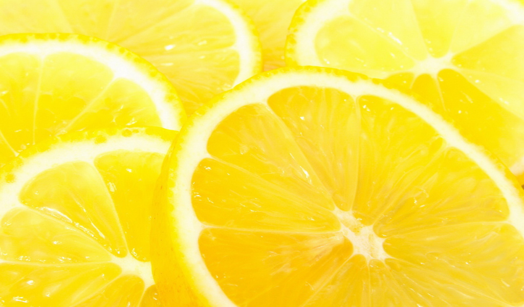 Нарезанный лимон