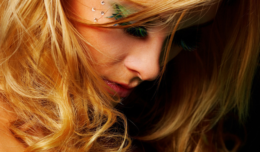 Рыжеволосая краса