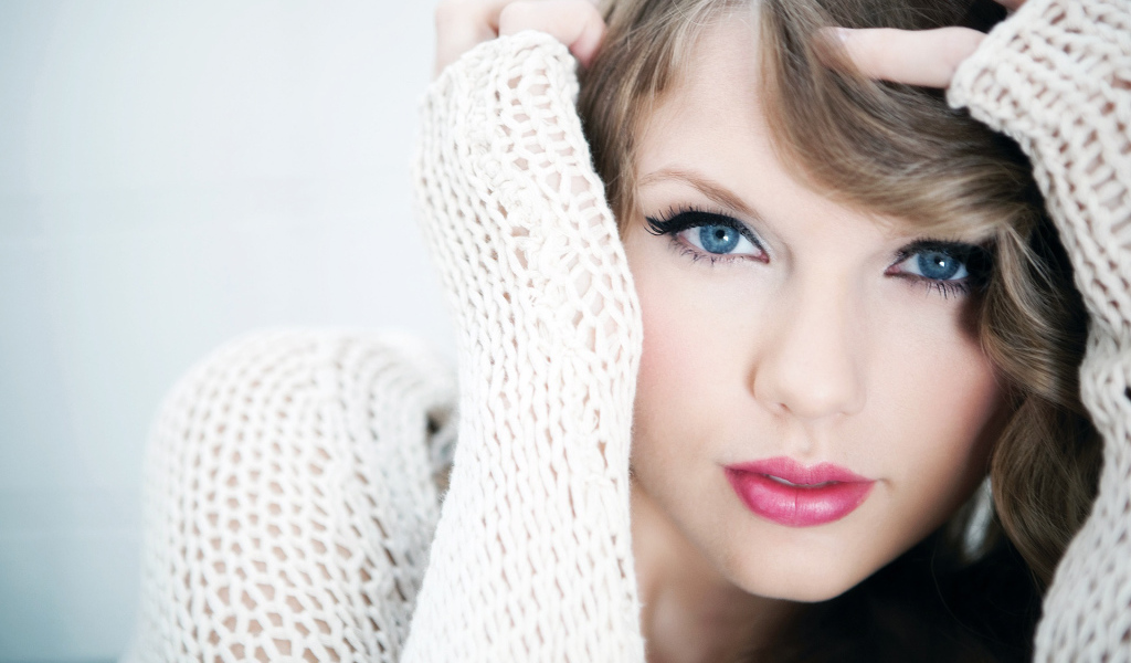 Красивая Тэйлор Свифт