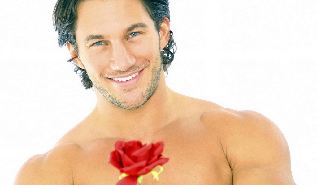 Мужчина с цветком