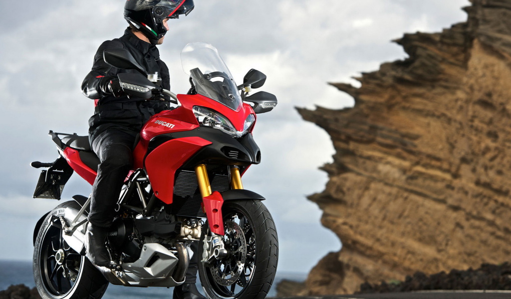Ducati Multistrada 1200S
