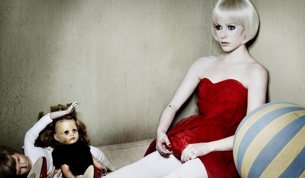 Аврил Лавидж - игрушка