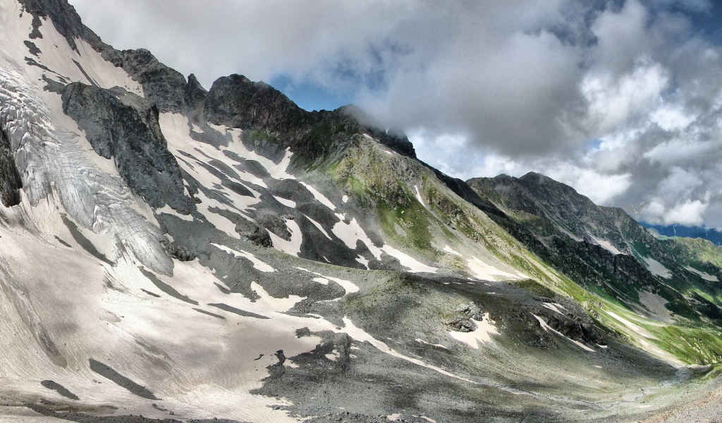 Горный склон