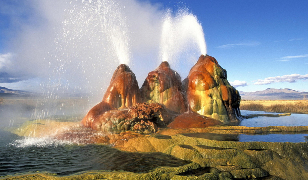 Невада, гейзер в пустыне