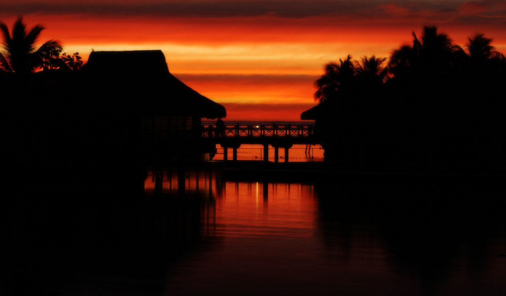 Закат на Таити