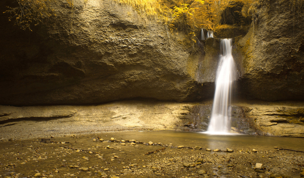 Маленькие водопады