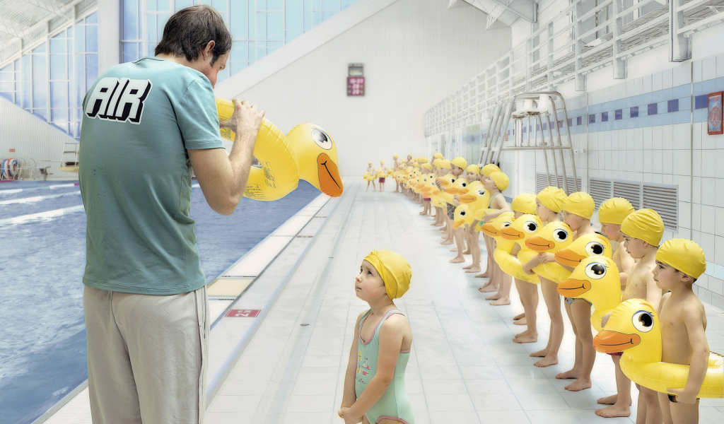 На уроке плавания