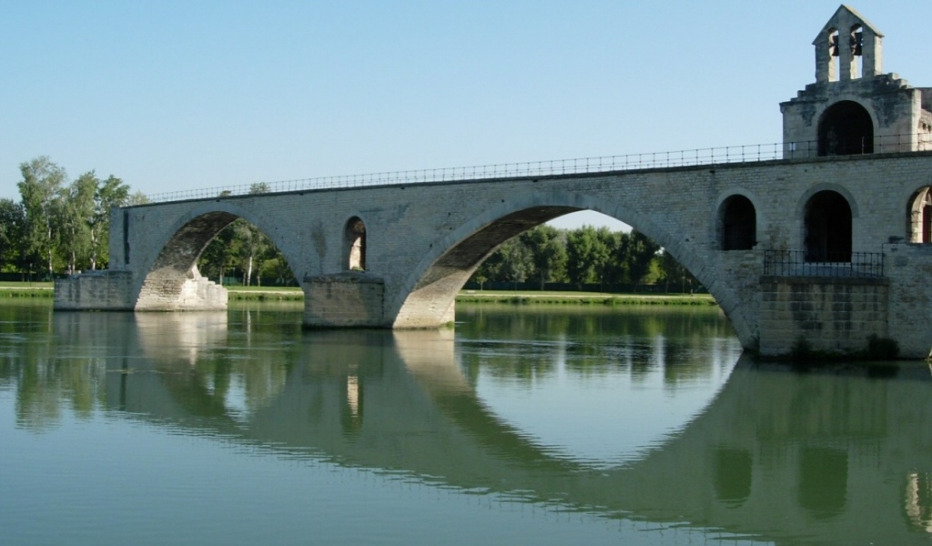 Мост Avignon