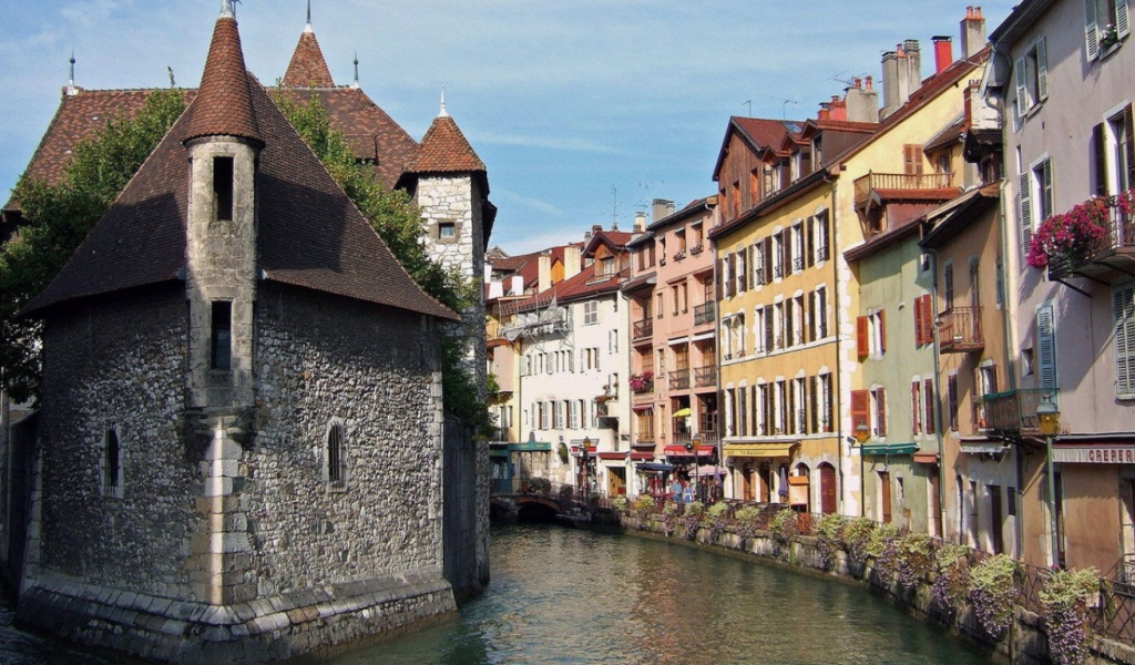 Река в городе Франция