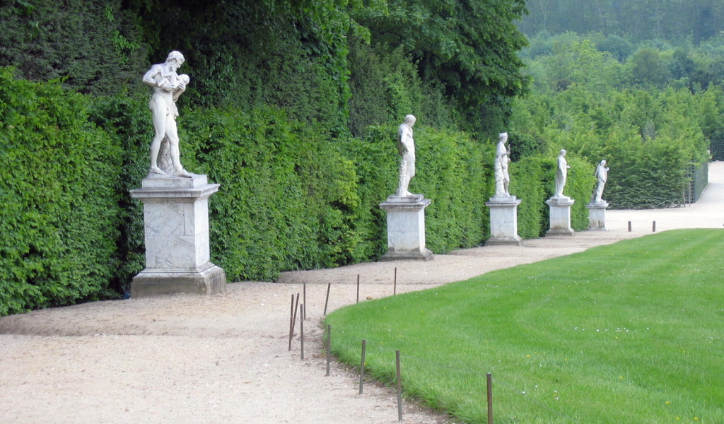 Скульптуры Версаль