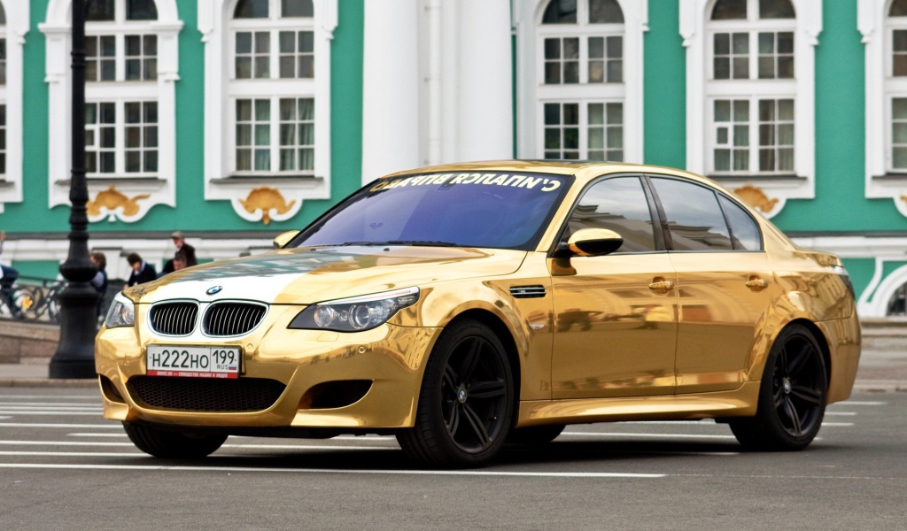 BMW M5 the gold