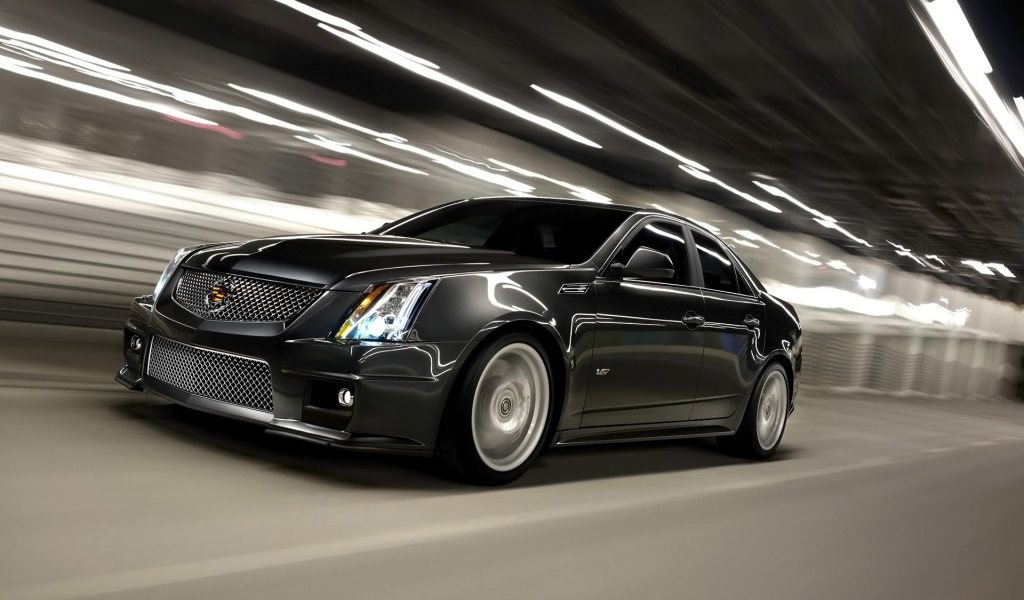 Cadillac-CTS-V-Sport-Sedan