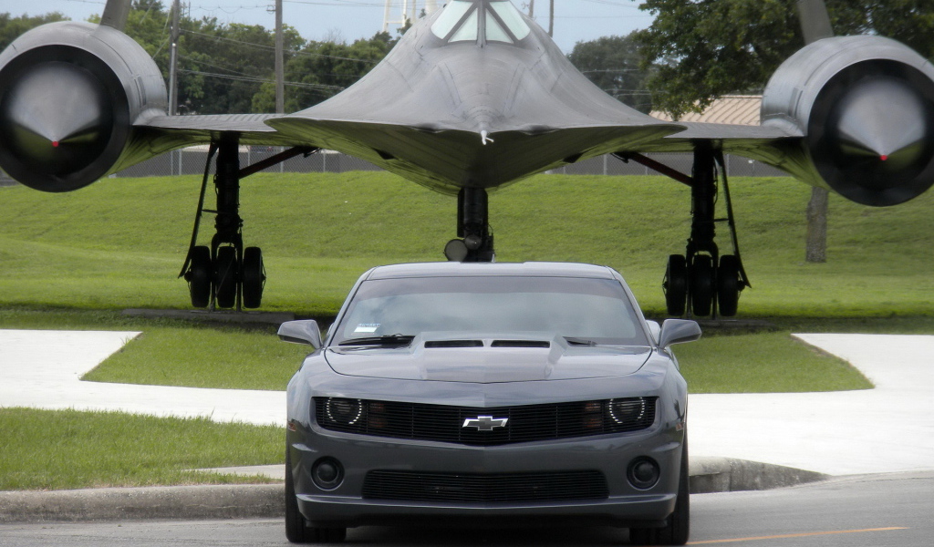 Chevrolet-Camaro Black