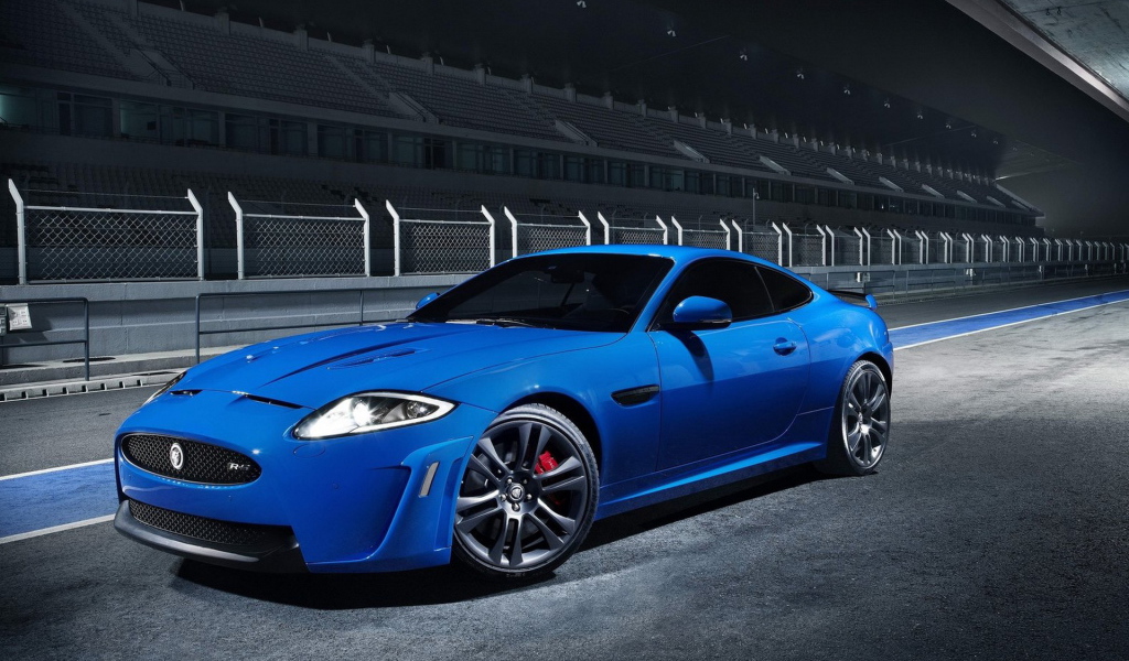 Jaguar-XKR-S