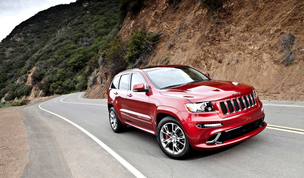 Jeep-Grand-Cherokee-SRT8