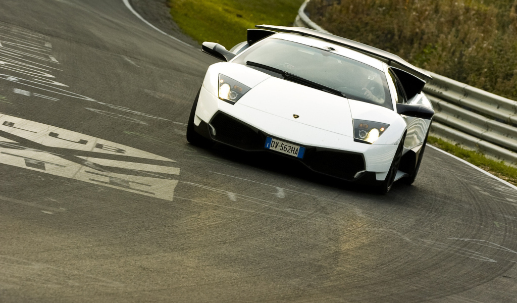 Lamborghini Murcielago LP 670
