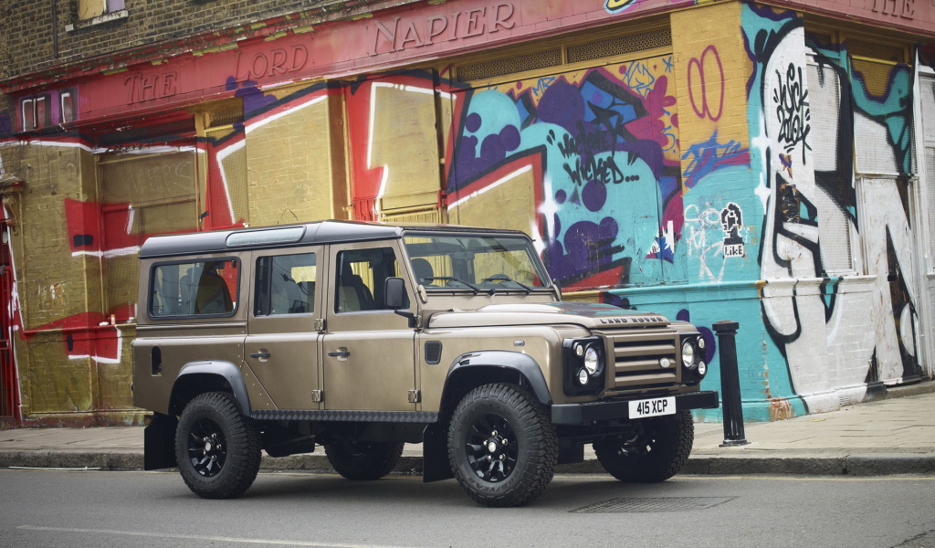 Land-Rover-Defender