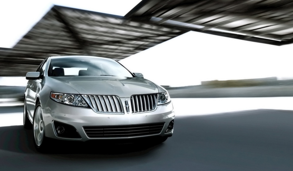 2011 Lincoln-MKS