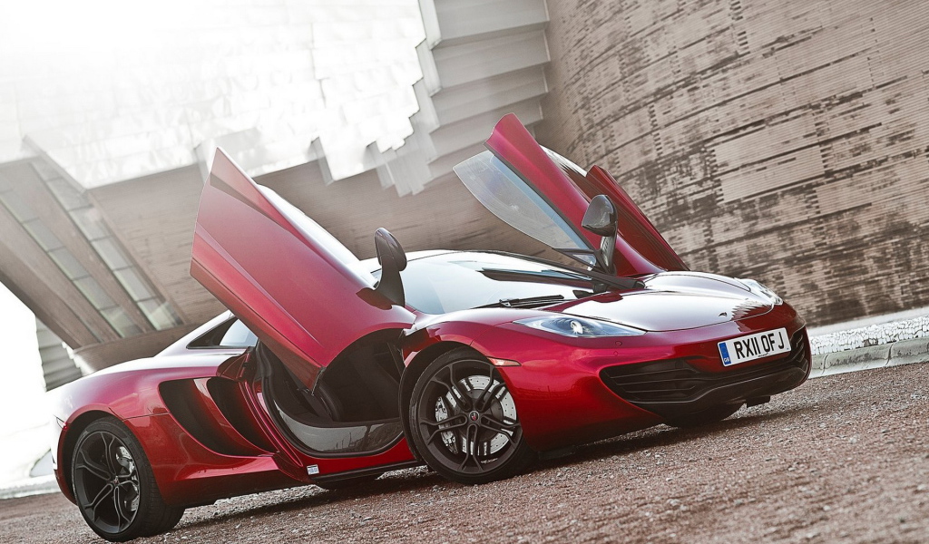 McLaren-MP4-12C