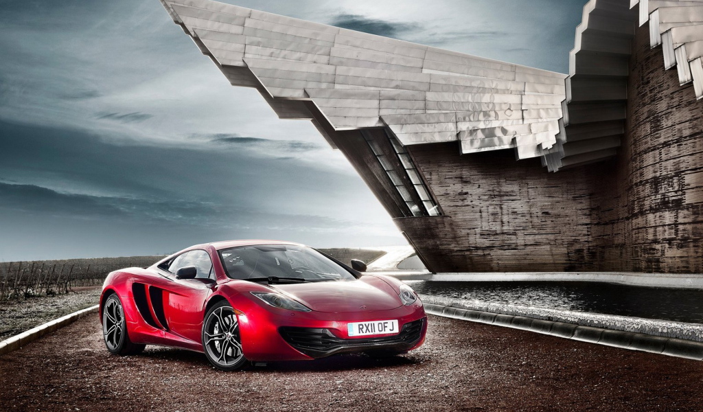 McLaren-MP4-12C