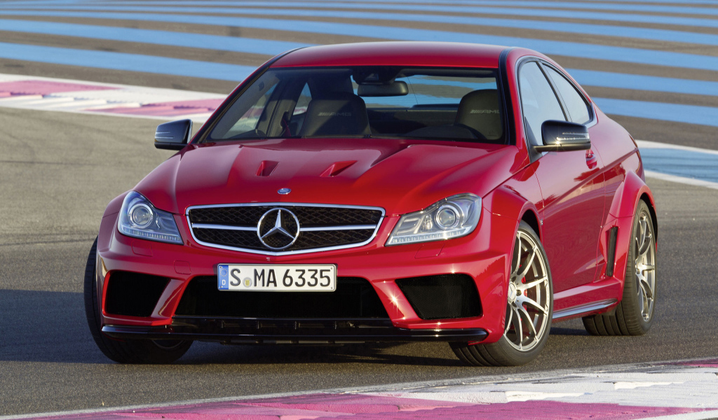 Mercedes-Benz-C-63 Black series