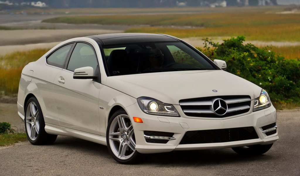 Mercedes-Benz-C-Class Coupe