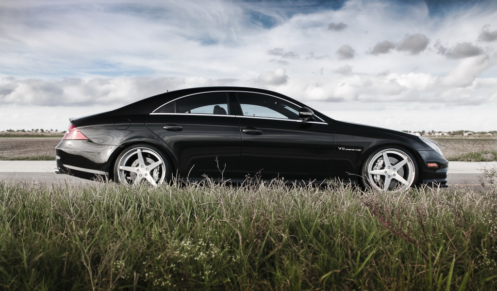 Mercedes-Benz-CLS63 AMG