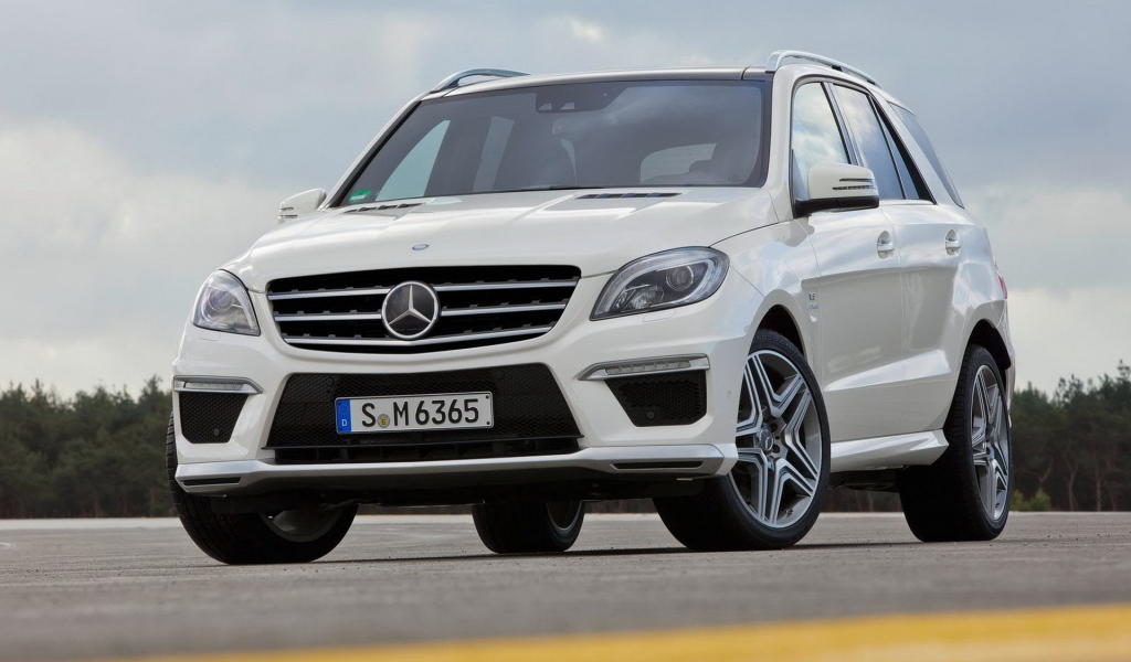 Mercedes-Benz-ML63