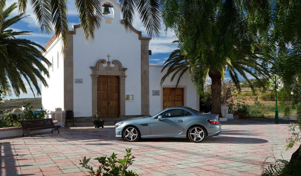 Mercedes-Benz-SLK350 2012