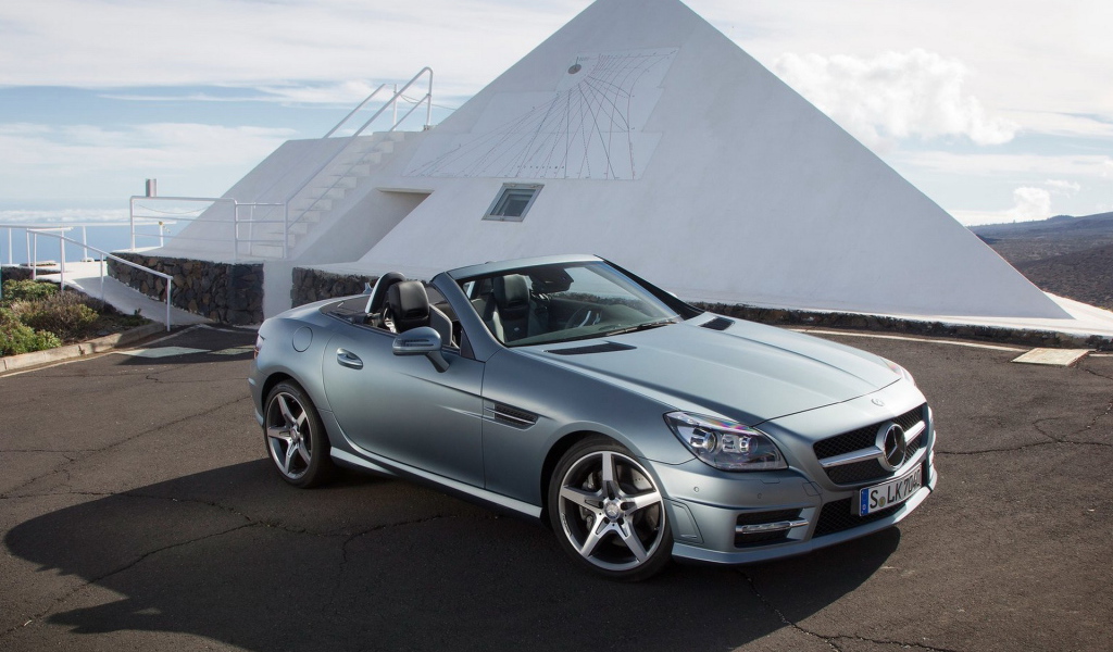 Mercedes-Benz-SLK350 Cabriolet
