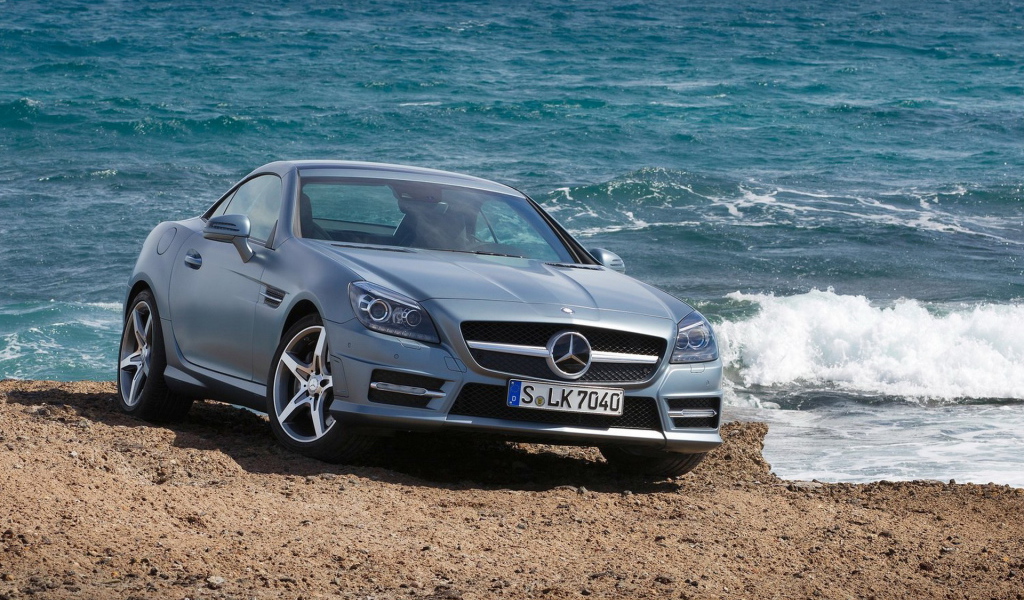 Mercedes-Benz-SLK350 Coupe