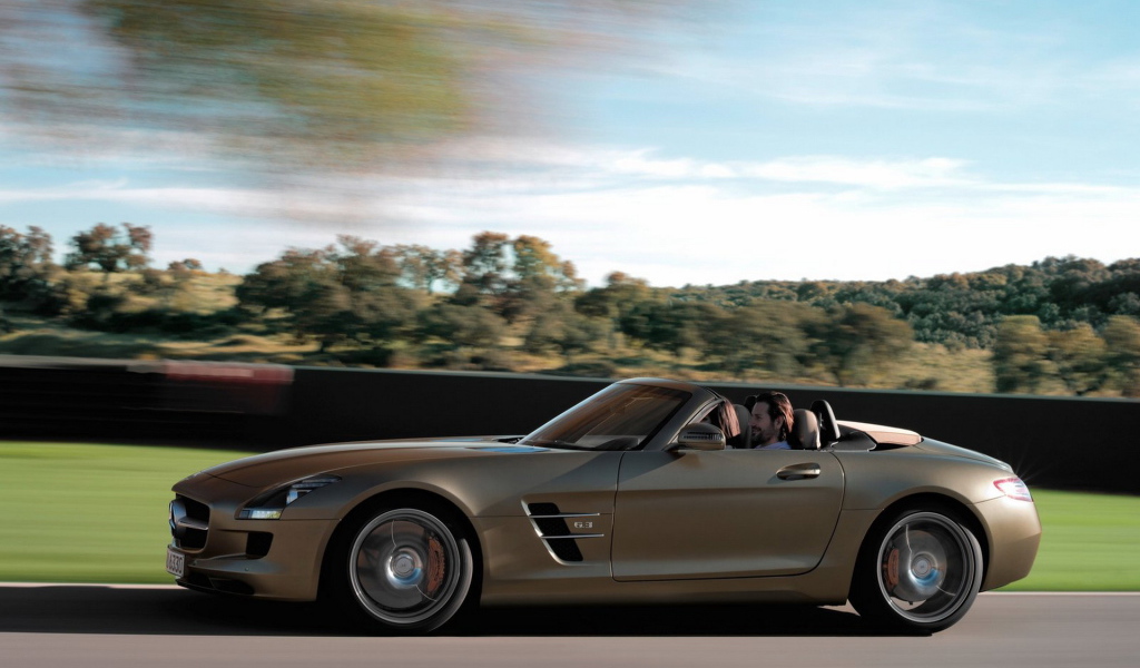 Mercedes-Benz-SLS-AMG Roadster