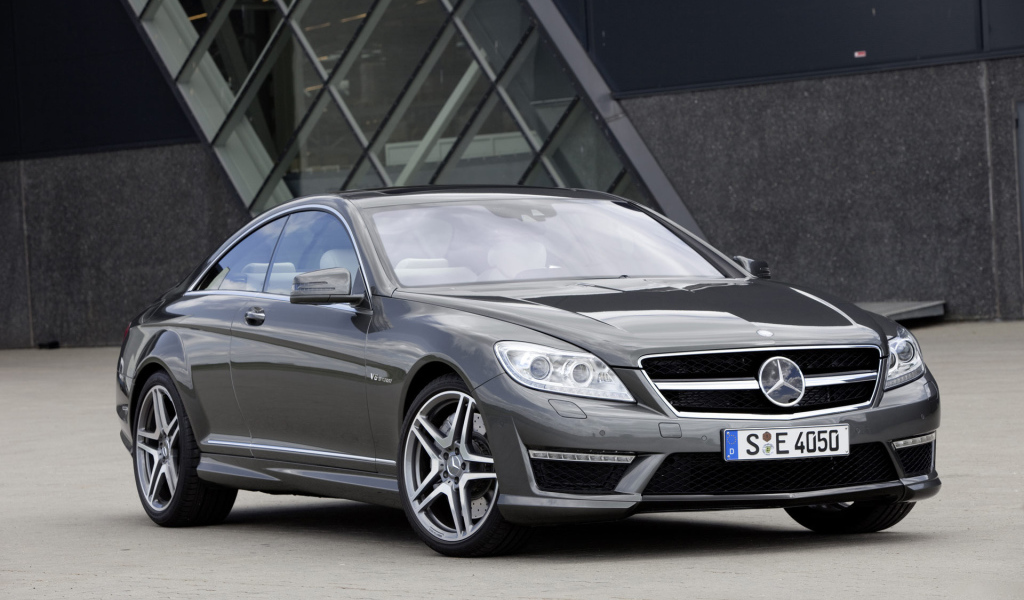 Mercedes Benz CL63 AMG, серый