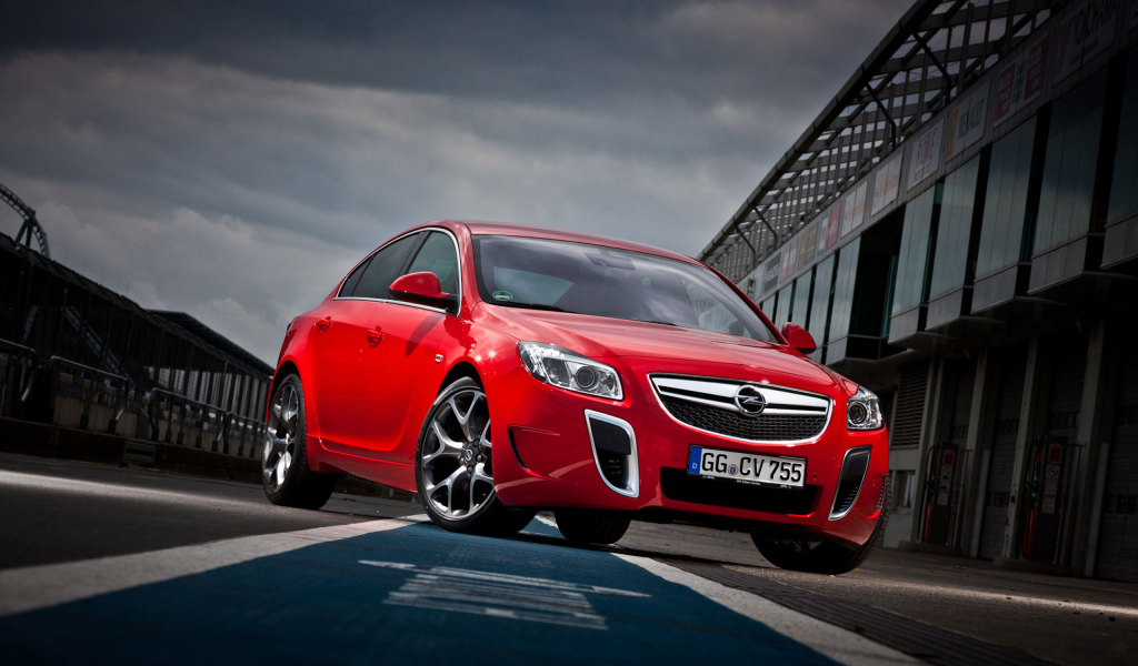 red Opel Insignia OPC
