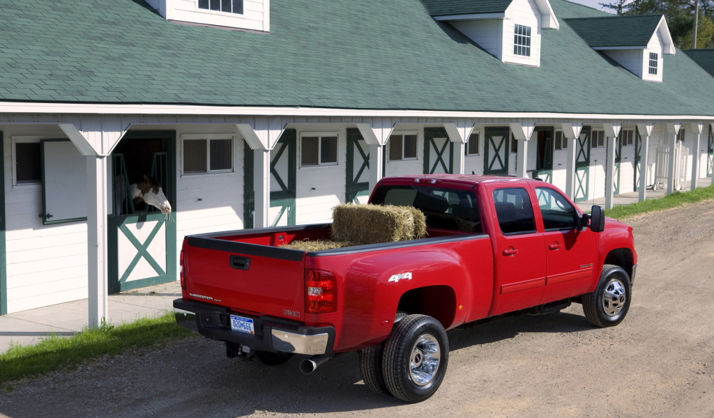 2011-GMC-Sierra-HD-3500