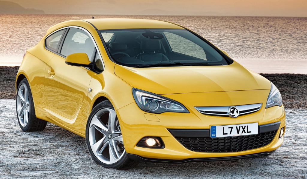2012 Vauxhall-Astra GTC
