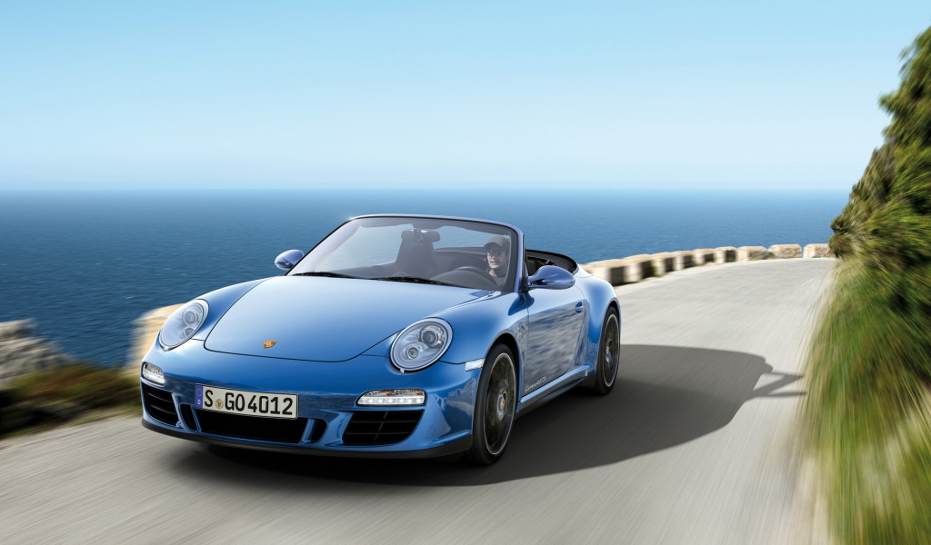 Porsche-Carrera-4-GTS Cabriolet