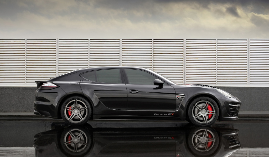 Porsche-Panamera-Stingray-GTR