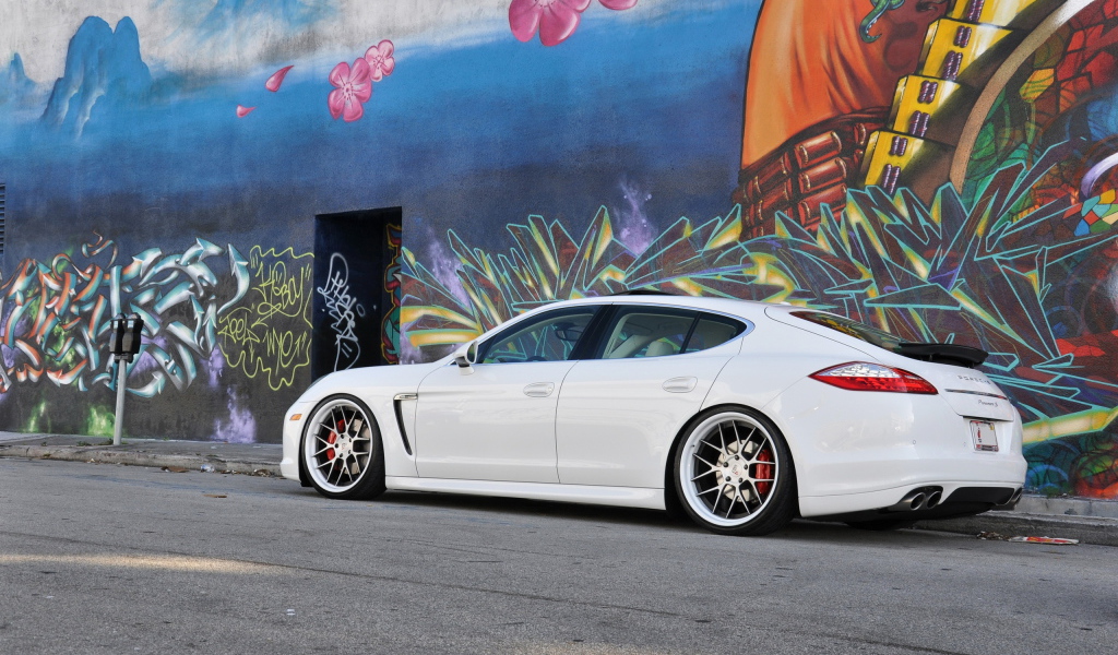 white Porsche Panamera
