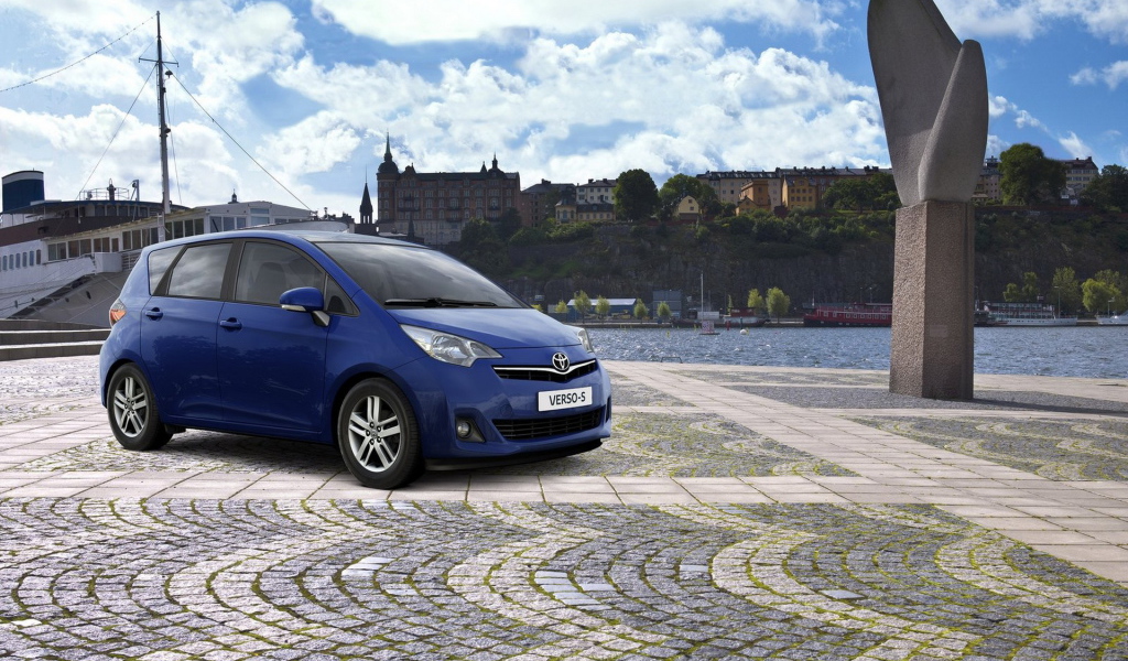 Toyota-Verso-S