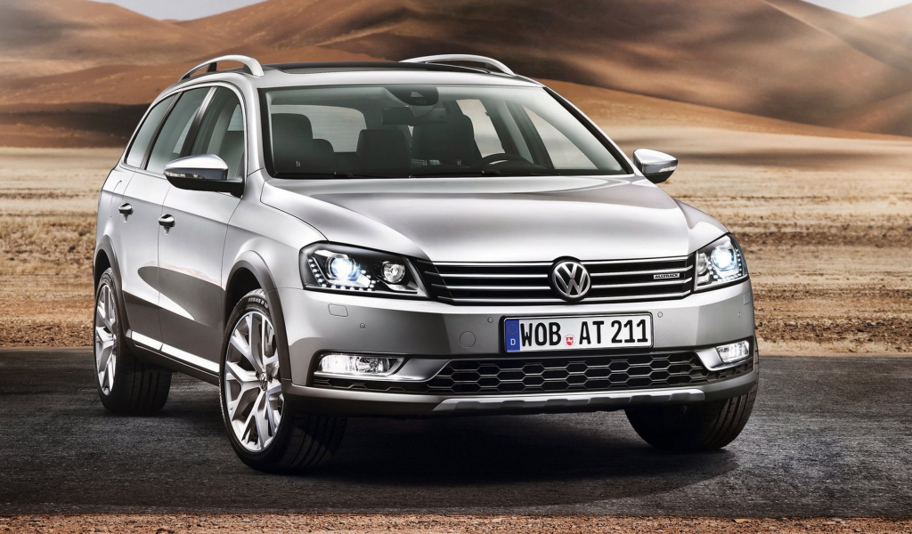 Volkswagen-Passat Alltrack