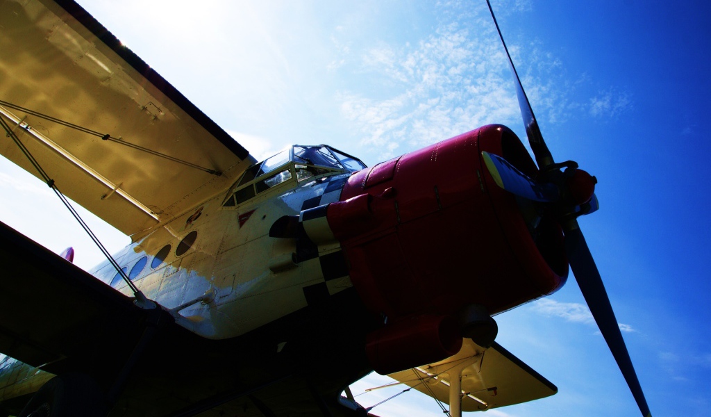 Самолет Ан-2